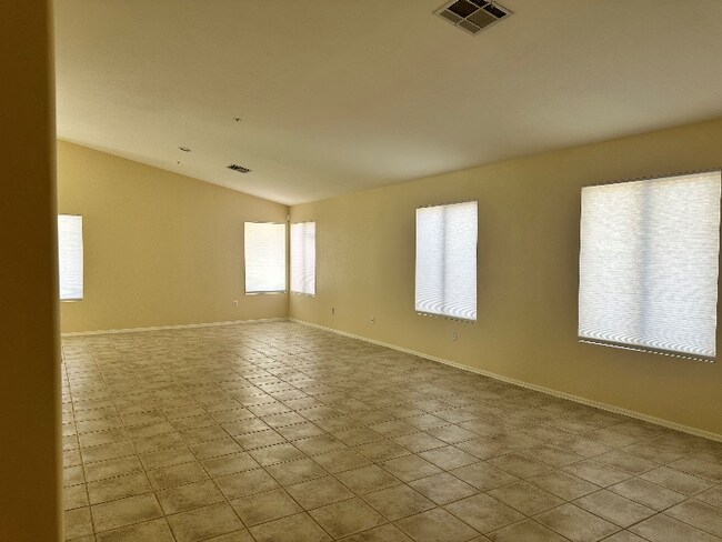 Building Photo - 7543 E Christmas Cholla Dr