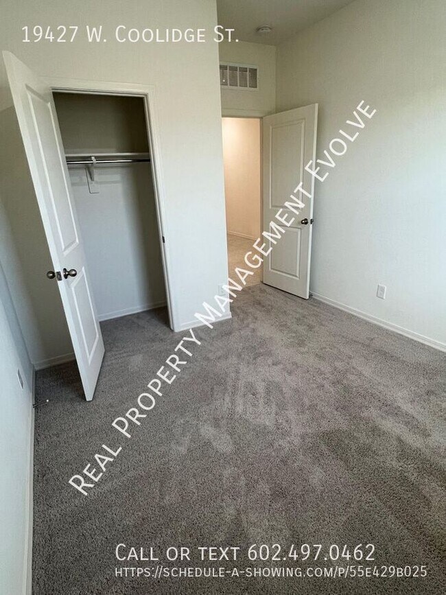 Foto del edificio - 19427 W Coolidge St