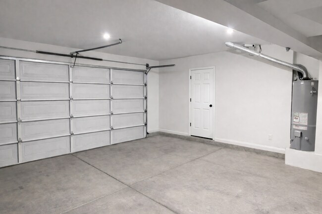 Foto del edificio - 8432 Weatherwood St