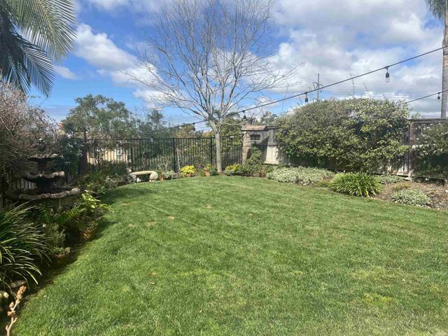 Building Photo - 7418 Sitio Montilla
