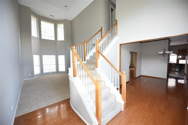 Foto del edificio - 2701 Creekside Way