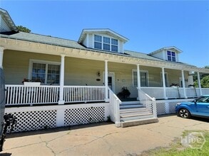Building Photo - 42 Van Horne Ave
