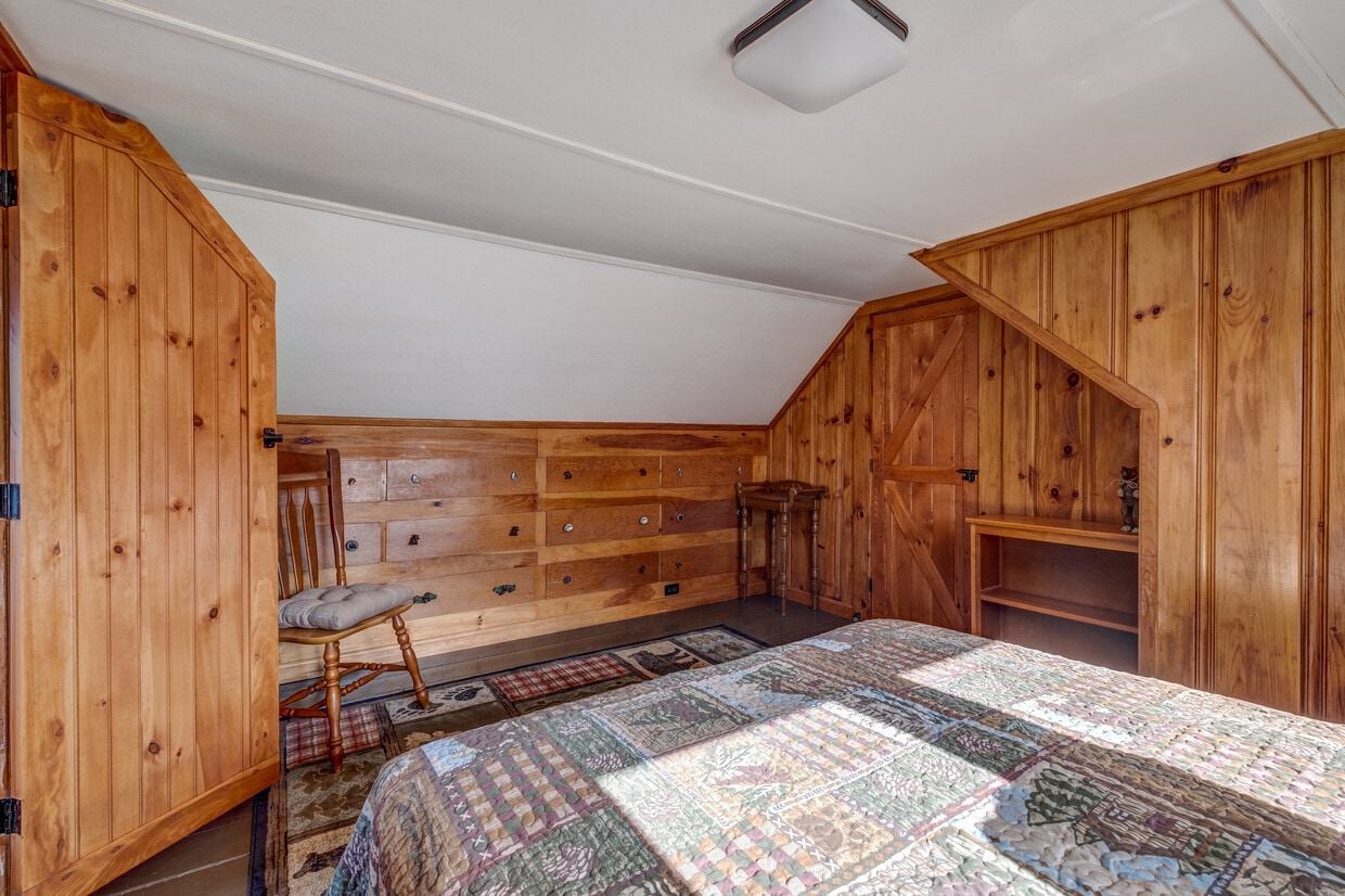 138 Milton Rd, Rochester, NH 03868 House Rental in Rochester, NH