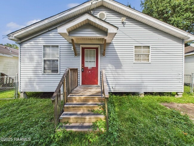 Building Photo - 124 Sternberg Dr