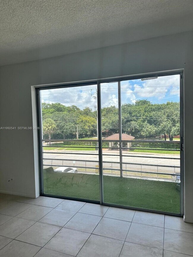 Foto del edificio - 4848 NW 24th Ct