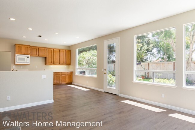 Building Photo - 4 br, 3 bath House - 7313 Park Village Rd