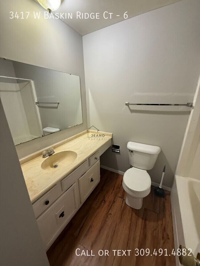 Foto del edificio - 3417 Baskin Ridge