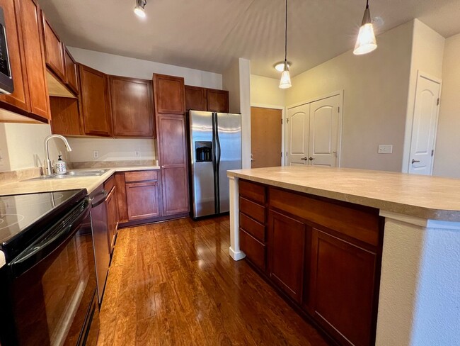 Foto del edificio - Gorgeous 1 Bedroom 1 Bath With Great Acces...