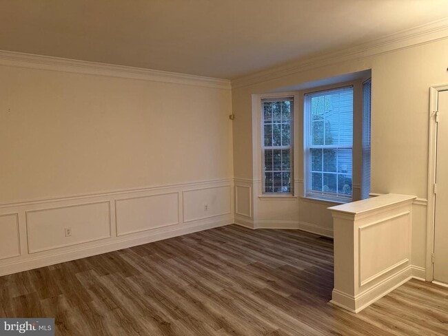 Building Photo - 36 Weaver Dr