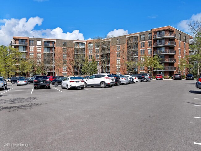 Building Photo - 509 Aurora Ave