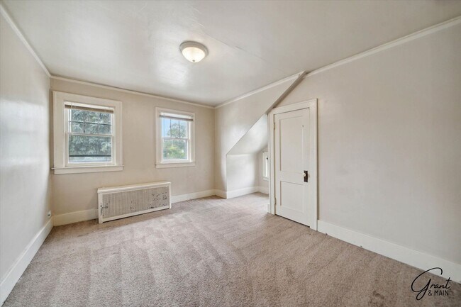 Foto del edificio - 24370 Fern Ave