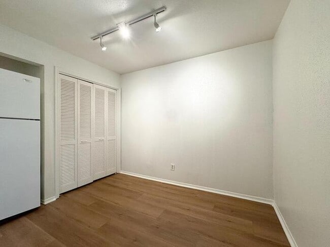 Building Photo - 4641 Wild Indigo St