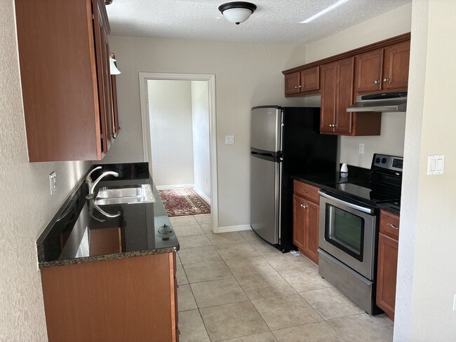 Foto del edificio - 423 Wildwood Way