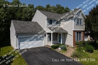 Building Photo - 8 Thistle Dr