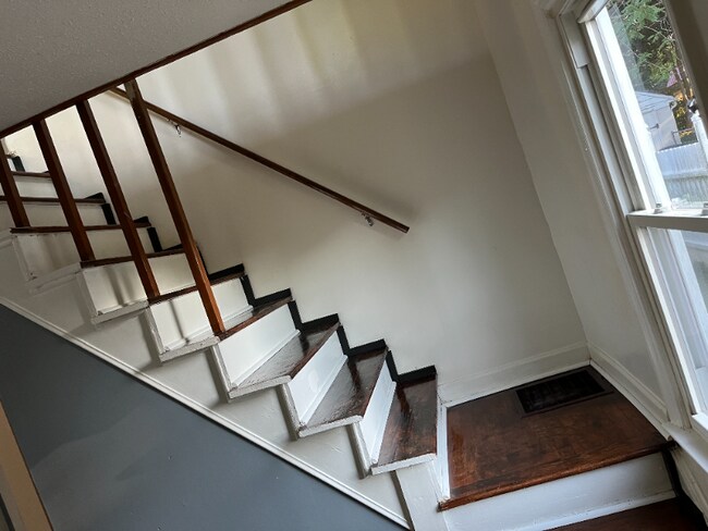 Building Photo - 26 W Sprague St