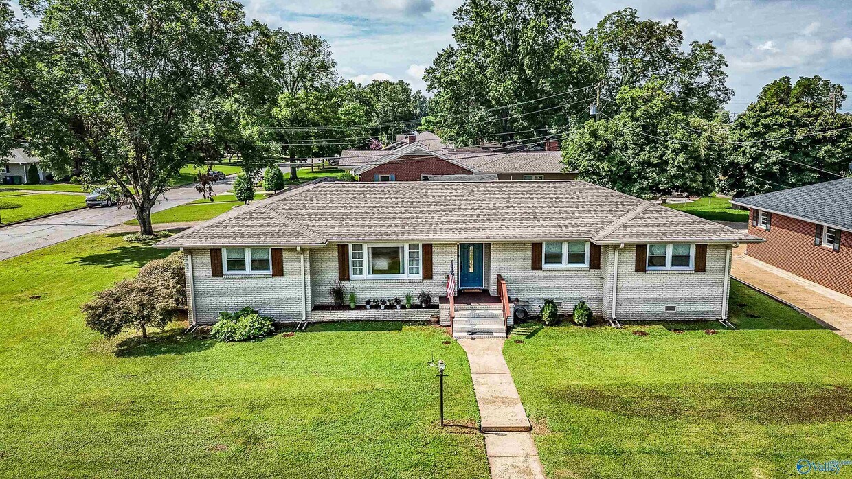 Foto principal - 601 Bob Wallace Ave SW
