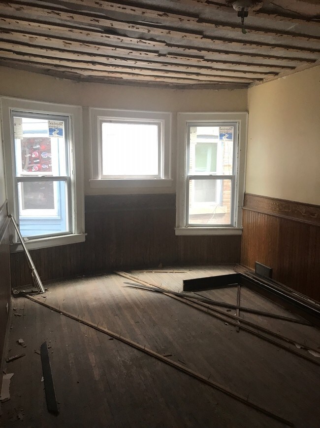 Building Photo - 1030 Elmwood Ave
