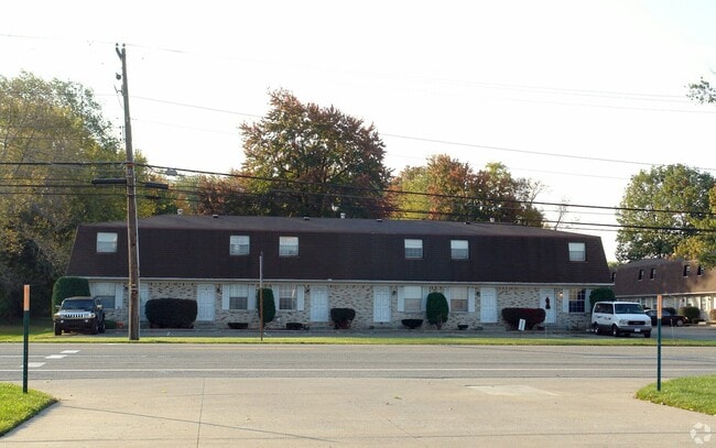 Building Photo - 4167 W Ridge Rd