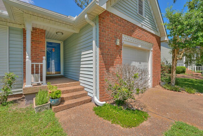 Foto del edificio - 107 Brockhampton Ct