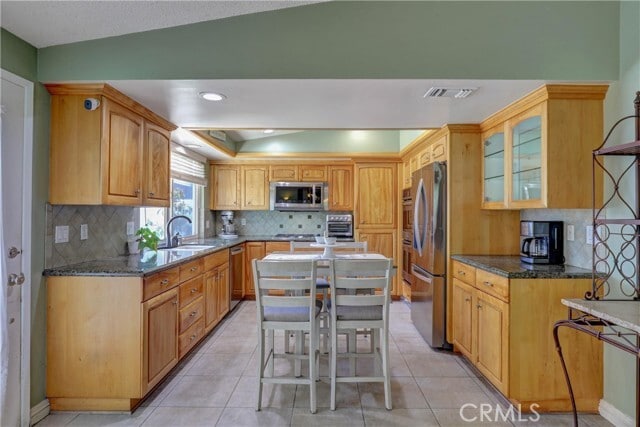 Building Photo - 12571 Martha Ann Dr
