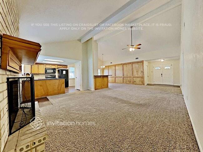 Foto del edificio - 1613 Cantrell Blvd
