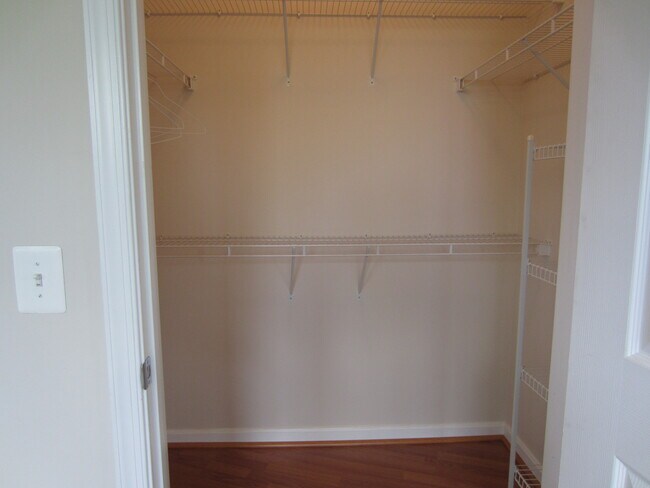 Walk-in Closet - 9480 Virginia Center Blvd