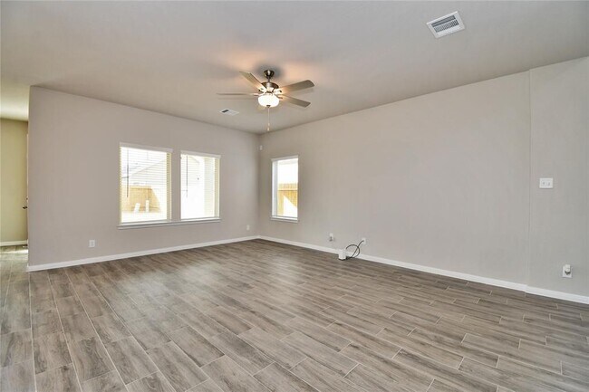 Building Photo - 9973 Tammy Ln