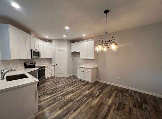 Foto del edificio - 799 Point Brown Ave SW