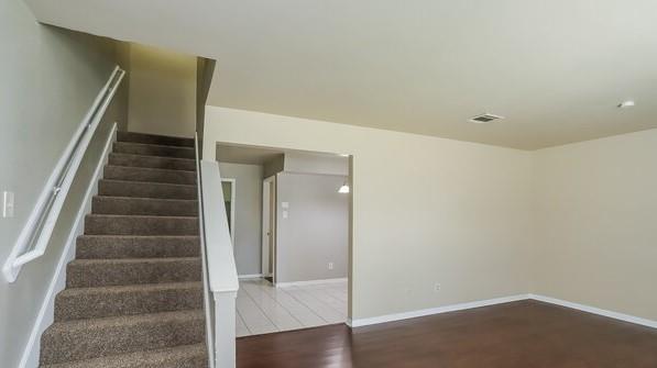 Building Photo - 8846 Kempwood Dr