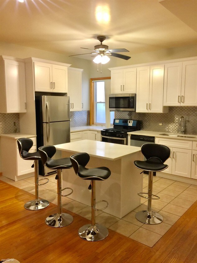 Foto principal - 4252 S Cottage Grove Ave