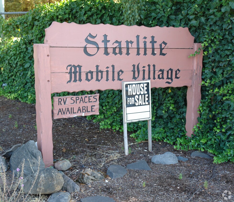 Foto del edificio - Starlite Mobile Home Park-Olof