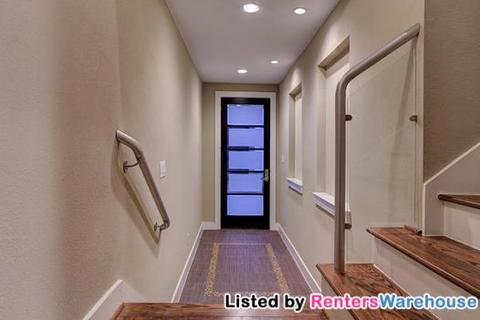 Building Photo - 1817 Radcliffe St