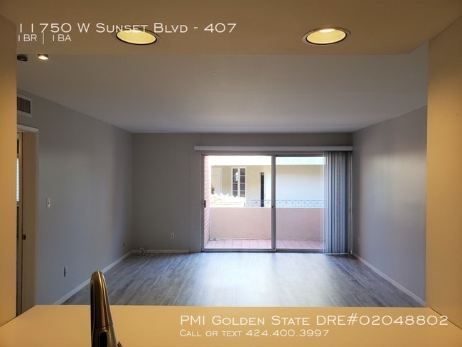 Foto del edificio - 11750 Sunset Blvd