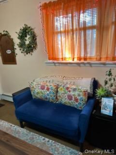 Foto del edificio - 76 Bayview Ave