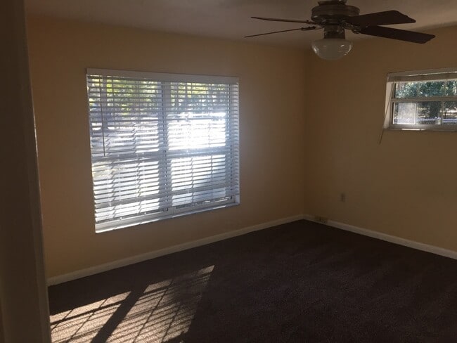 Building Photo - 3 Bdr 2 Ba Concrete Block Home on One Acre