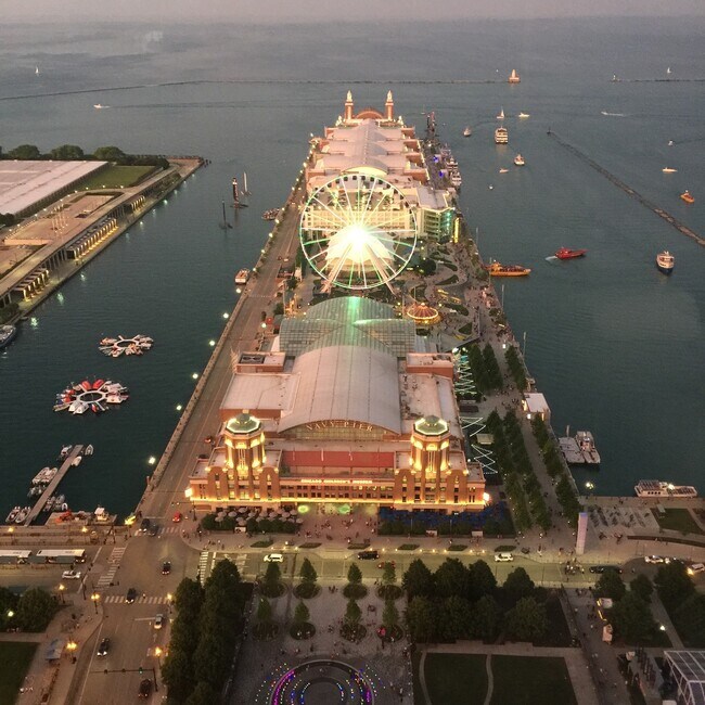 Foto del edificio - 505 N Lake Shore Dr