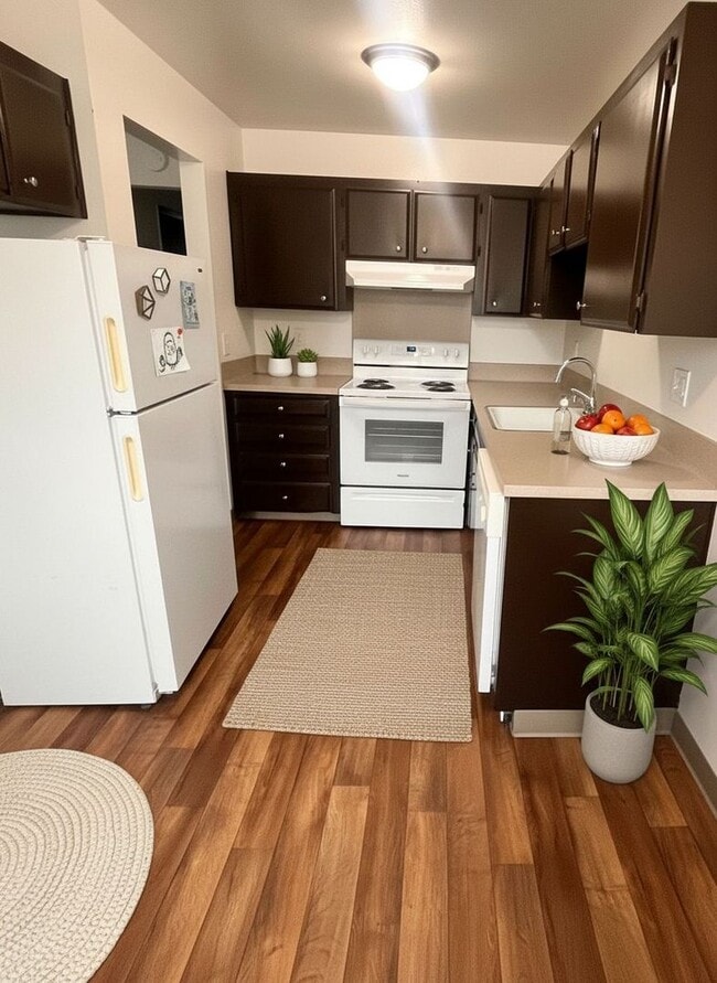 Interior Photo - Lu Don Apartments