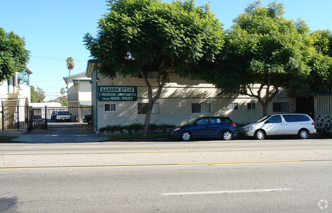 Building Photo - 812 S Glendale Apartments
