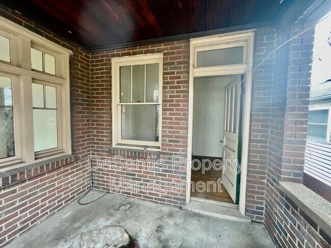 Building Photo - 539 Atlantic Ave
