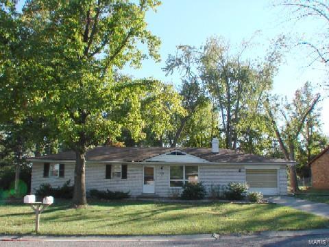Primary Photo - 410 Parkview Dr