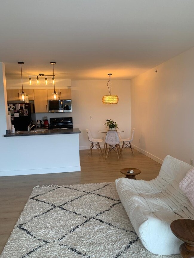 Photo du bâtiment - 1 bedroom in Grande Prairie AB T8X 0A1