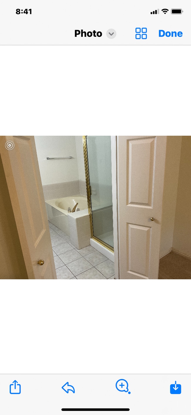 Master Bath - 4624 Miami Dr