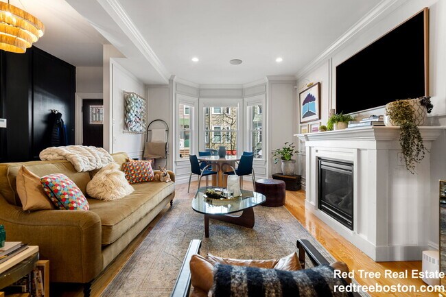 Foto del edificio - 687 E 6th St