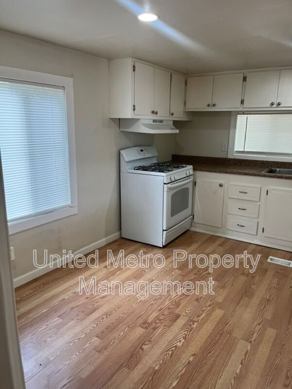 Building Photo - 1485 Tumbleweed Dr