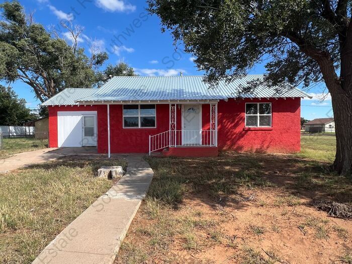 Foto principal - Beautiful Newly Renovated 3 Bedroom 2 Bath...