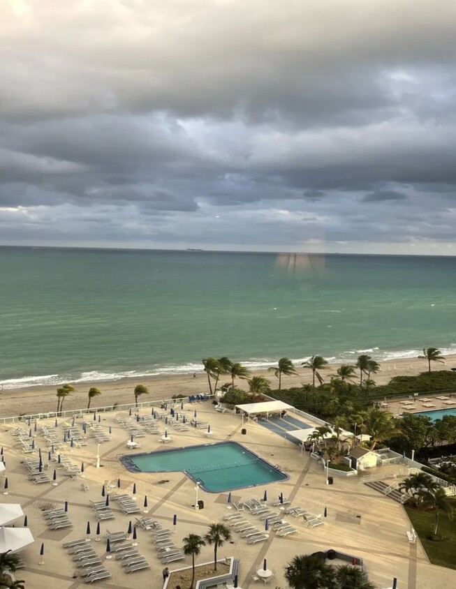 Primary Photo - 2030 S Ocean Dr