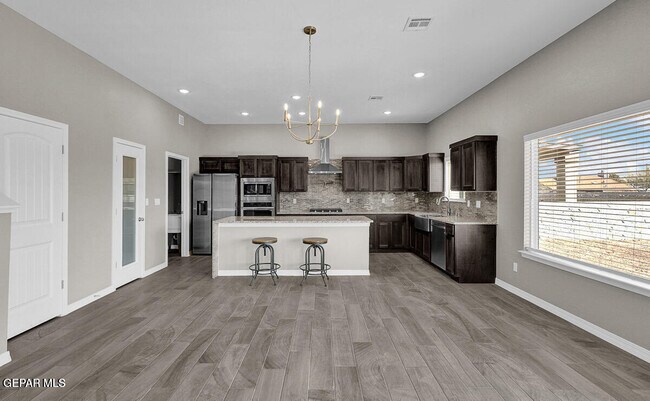 Foto del edificio - 905 Gulf Streams Ave