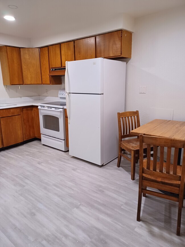 Foto del edificio - 923 SW City View St