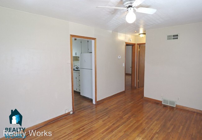 Building Photo - 5120 Hartley St