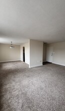 Interior Photo - Summit Hills